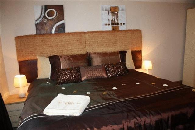 Robertsbridge Retreat At Cornhill Self Catering Apartments Rum bild