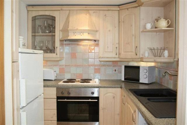 Robertsbridge Retreat At Cornhill Self Catering Apartments Rum bild