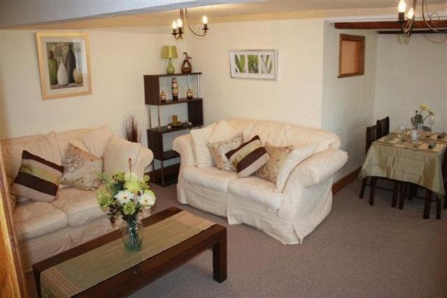 Robertsbridge Retreat At Cornhill Self Catering Apartments Rum bild
